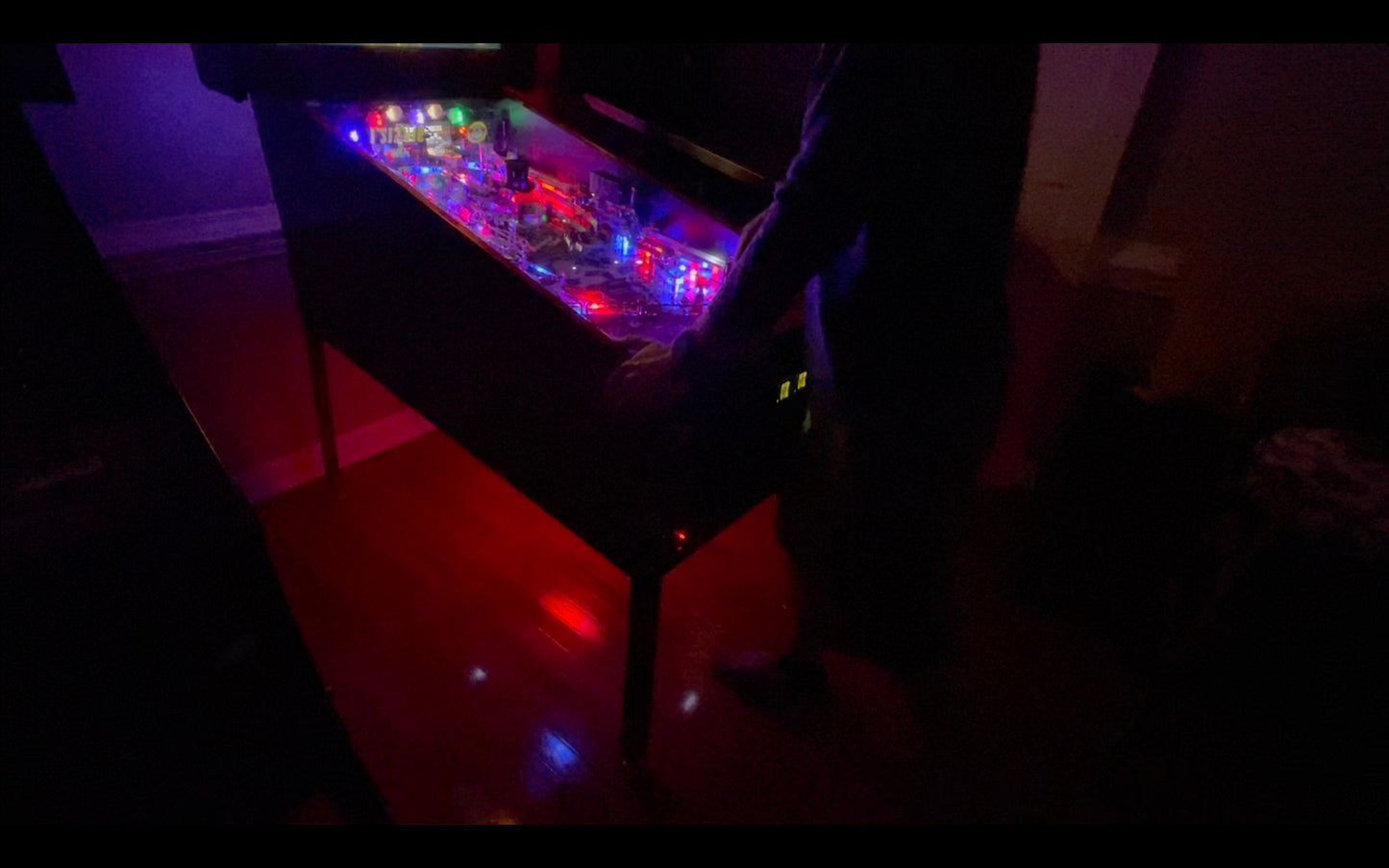 GNR Hyperlytes: Excellent Cabinet Lighting